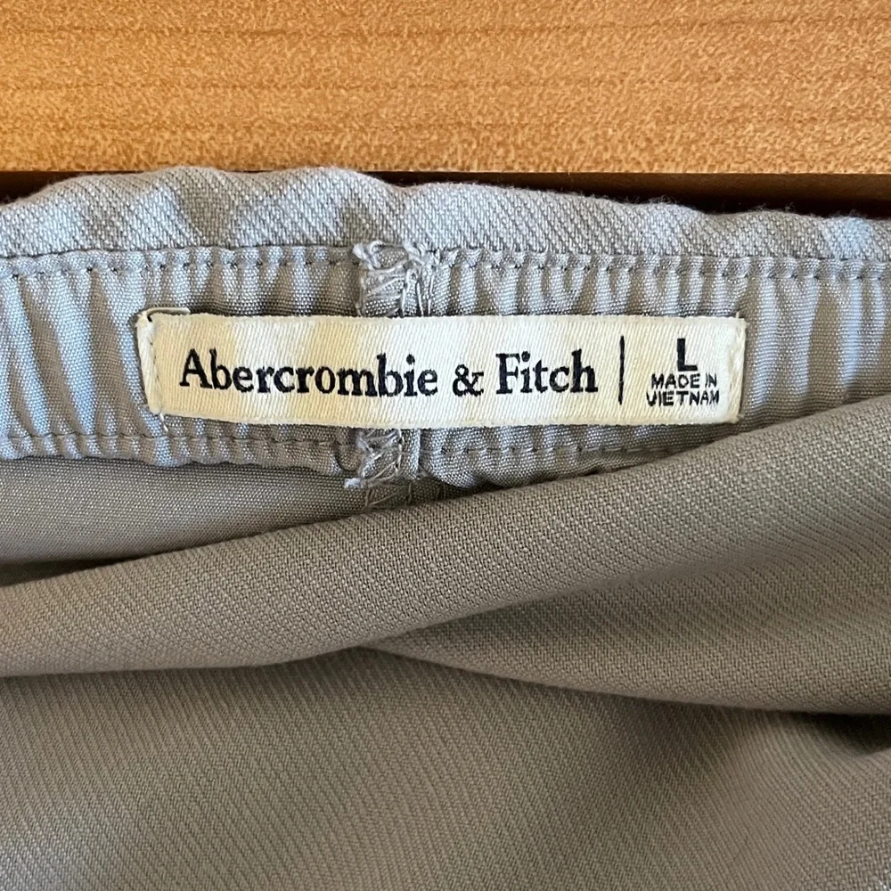 Abercrombie & Fitch Light Gray Skirt - Picture 6 of 8